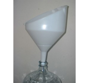 ANTI-SPLASH FUNNEL WITH FINE FILTERING SCREEN