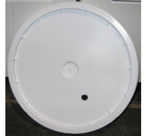 GROMMETED LID FOR 7.9 GALLON BUCKETS